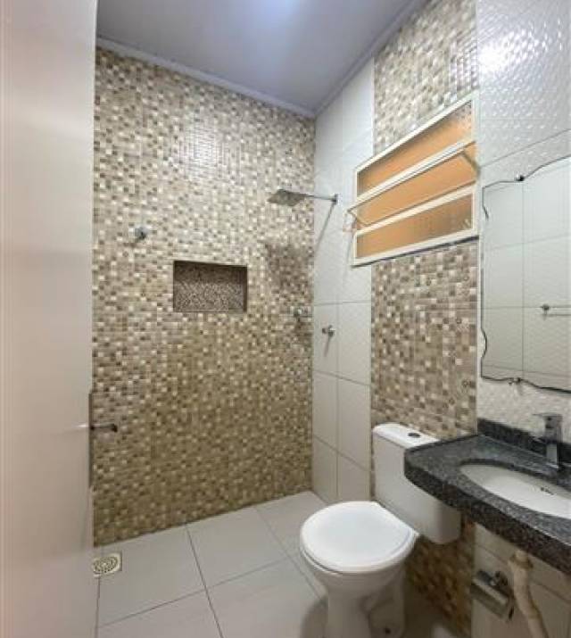 WhatsApp Image 2025-11-10 at 16.21.37.jpeg